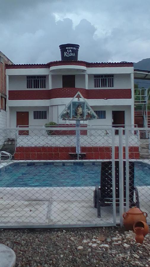 Hotel La Casona Chinácota Dış mekan fotoğraf